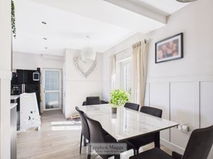 Photo 15- click for photo gallery